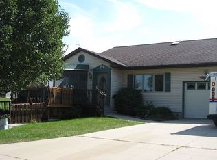 206 Locust St, La Porte City, IA 50651