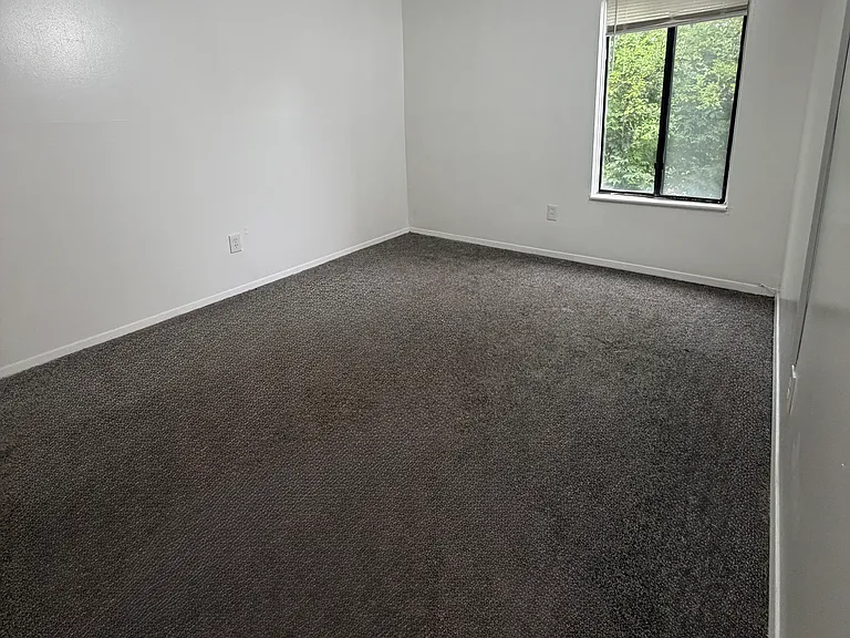 2440 Noble Rd #204 — Photo 8