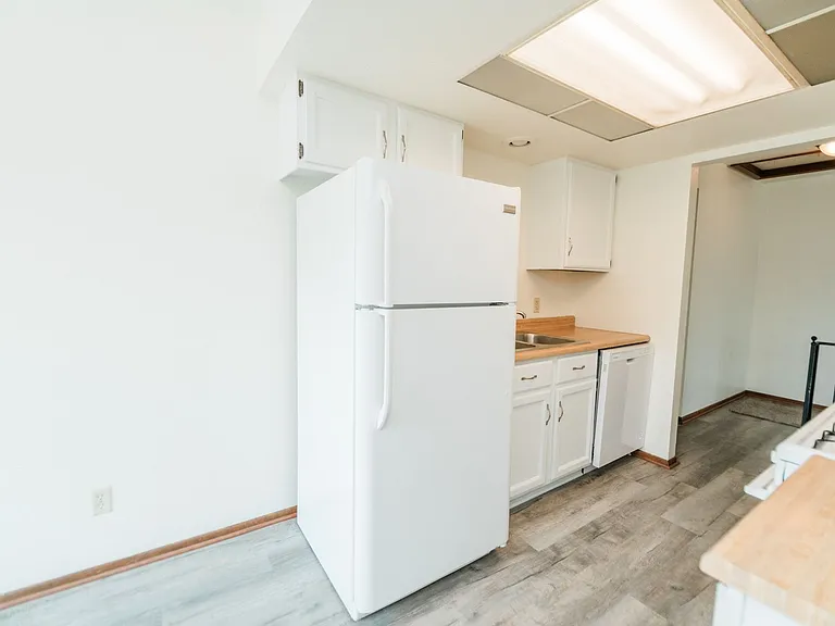 3320 Randolph Pl — Photo 7
