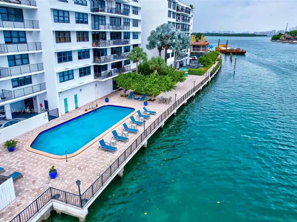 10101 E Bay Harbor Dr APT 502, Bay Harbor Islands, FL 33154