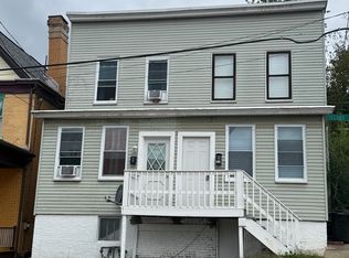 900 1/2 S 2nd St, Pittsburgh, PA 15225