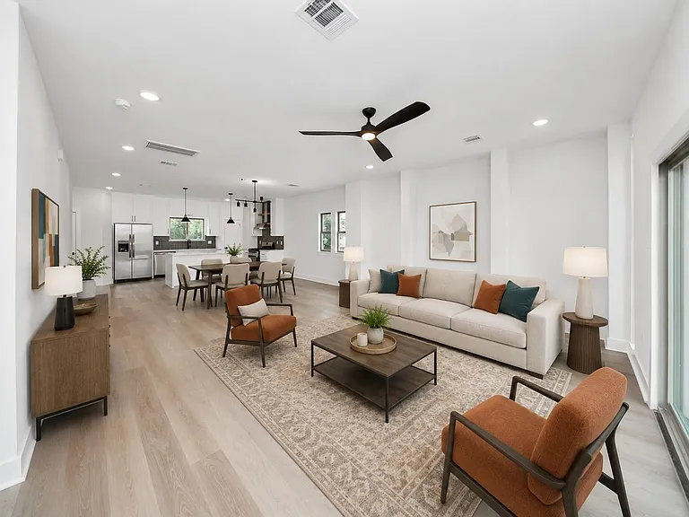 5630 Dolores St — Photo 13