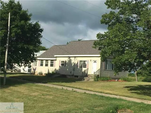 13201 W Howe Rd, Eagle, MI 48822