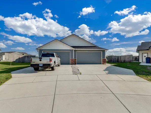 5694 E Bristol St, Wichita, KS 67220