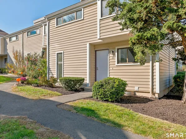 19 Monticello Drive #19, Branford, CT 06405
