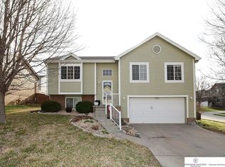 7337 S 183rd St, Omaha, NE 68136