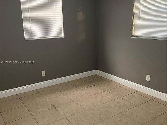3rd image of 4680 SW 33rd Ave APT 5