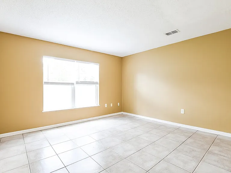 2047 Galahad Dr — Photo 12