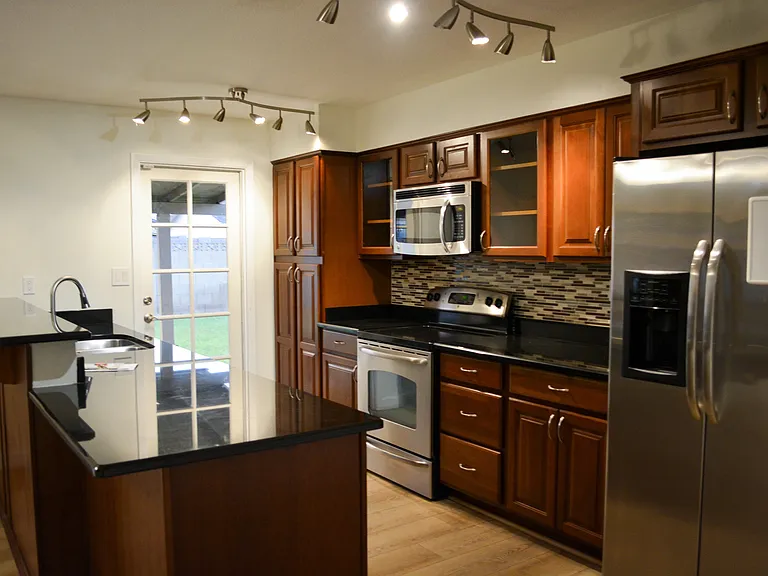1507 E Palmcroft Dr — Photo 6