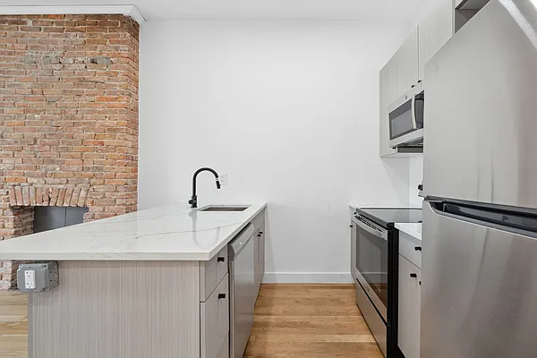 Rented by Freestone Property Group | media 3