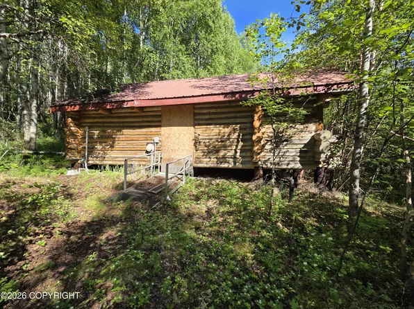 33503 S Bowersox Pl, Talkeetna, AK 99676