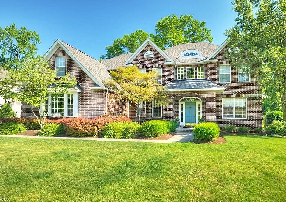 1st image of 26406 Primrose Ln