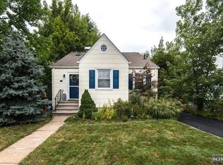 136 Davis Ave, Hackensack, NJ 07601