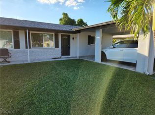 118 NE 16th Pl, Cape Coral, FL 33909