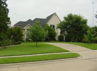 2237 Bluff Ct, Cedar Hill, TX 75104