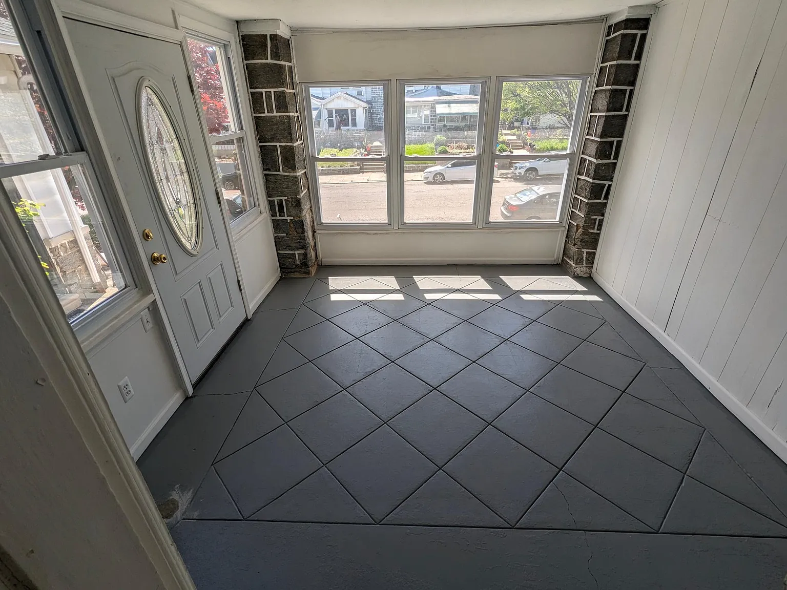 3 bed, 1.5 bath, 1495 sqft, $1,890 — Photo 3