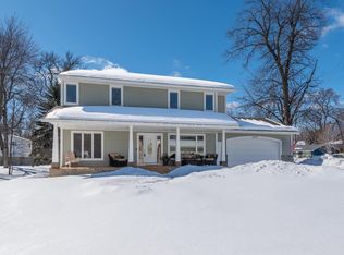 5555 Spruce Rd, Mound, MN 55364