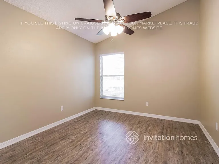 9413 Southern Garden Cir — Photo 13