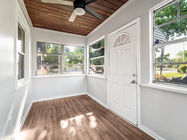 3546 Hibiscus St — Photo 4
