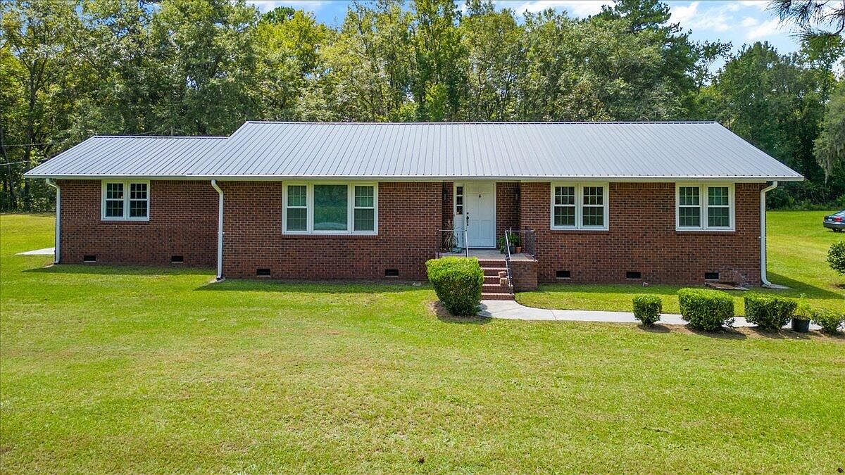 5971 Old Jacksonboro Rd, Ravenel, SC 29470 MLS 23019108 Zillow