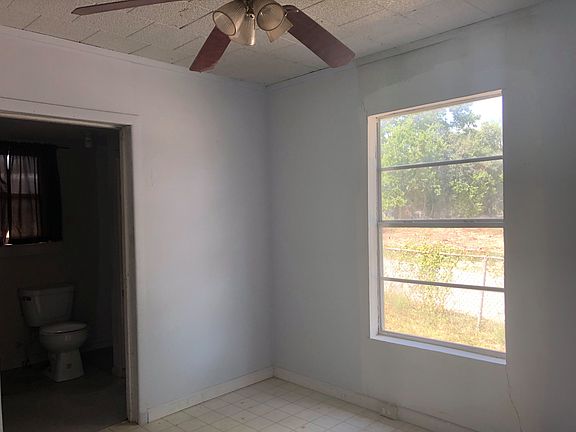4th image of 200 Togo St