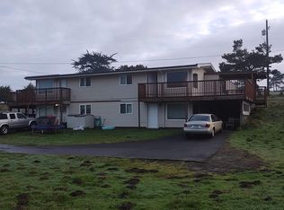 90580 Sunset Lake Rd APT 2, Warrenton, OR 97146