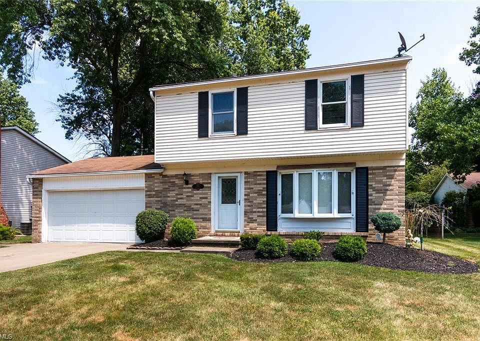 1st image of 561 Howell Ct