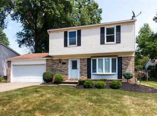 561 Howell Ct, Eastlake, OH