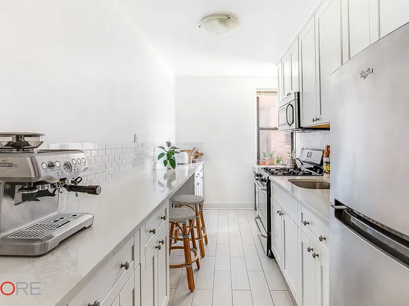 3420 78th St APT 4F, Jackson Heights, NY 11372