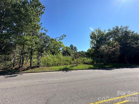 5th image of 930 Us Highway 74 W