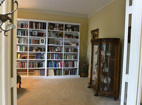 5th image of 3565 Boxwood Dr