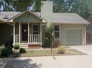 412 S Woodchuck Ln, Wichita, KS 67209