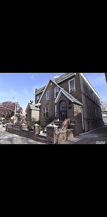 2nd image of 3003 85th St