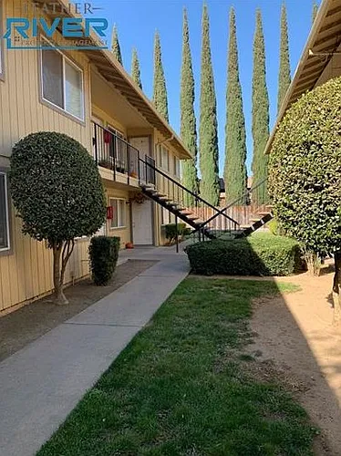 345 Grant Way - 16 Apartments in Yuba City | HotPads