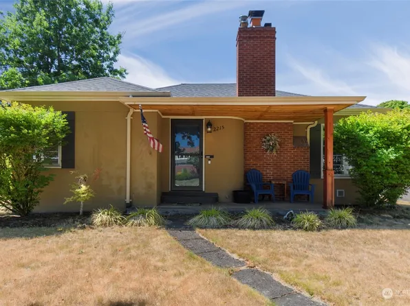 2215 Olympia Way, Longview, WA 98632