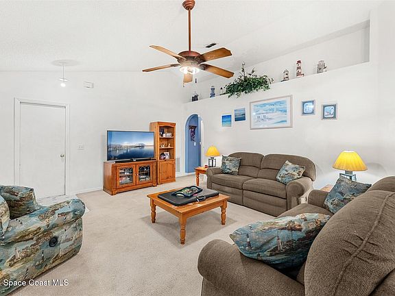 2nd image of 2047 Majestic Pine Ct NE