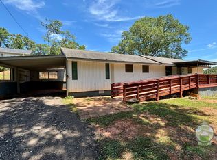 217 Robin Hood Rd, Taylors, SC 29687