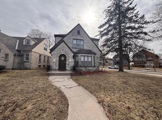 4063 N Elmhurst Rd #4065, Milwaukee, WI 53216