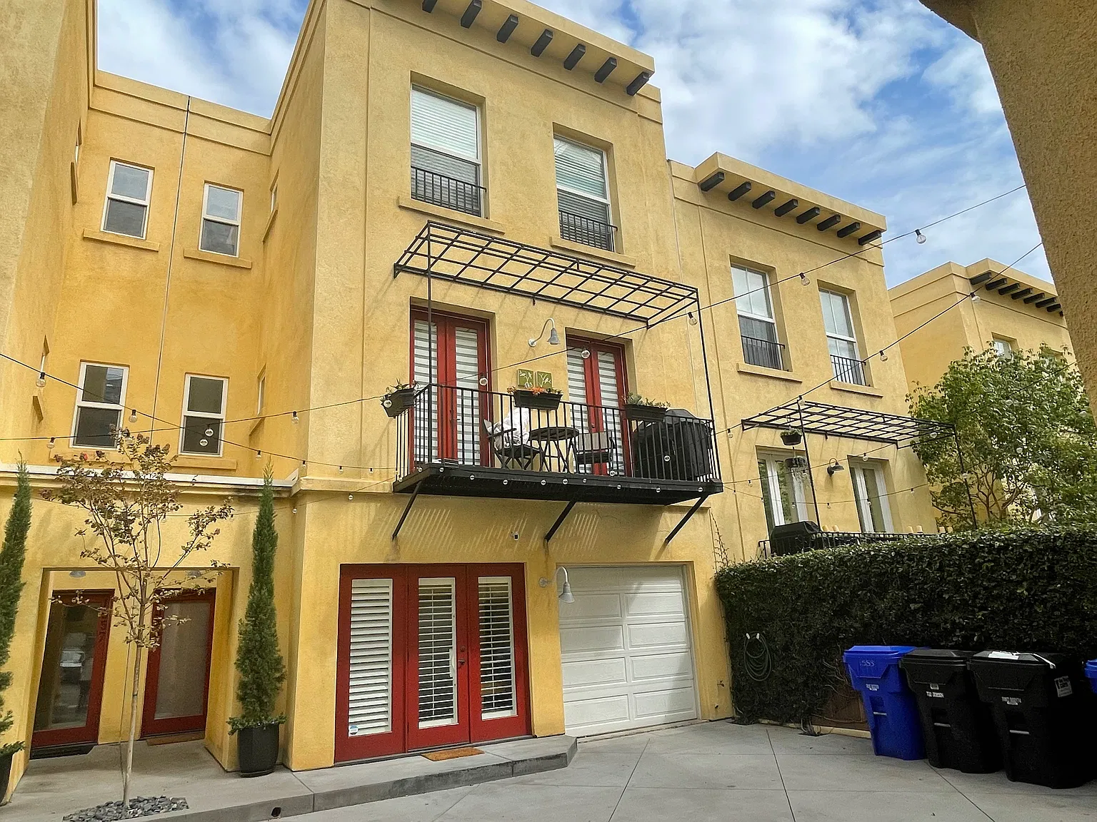 2 bed, 1254 sqft, $3,650 — Photo 1