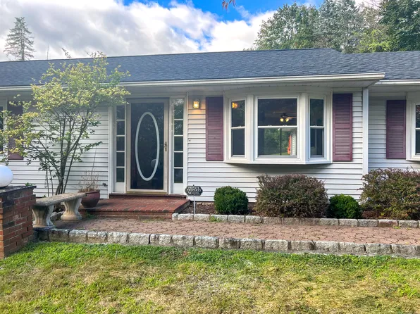 19 Indian Spring Road, Danbury, CT 06811