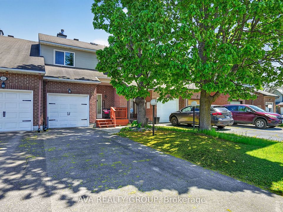 1st image of 27 Danaher Dr