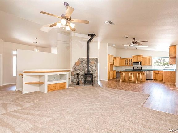 3rd image of 4809 Christy Dr