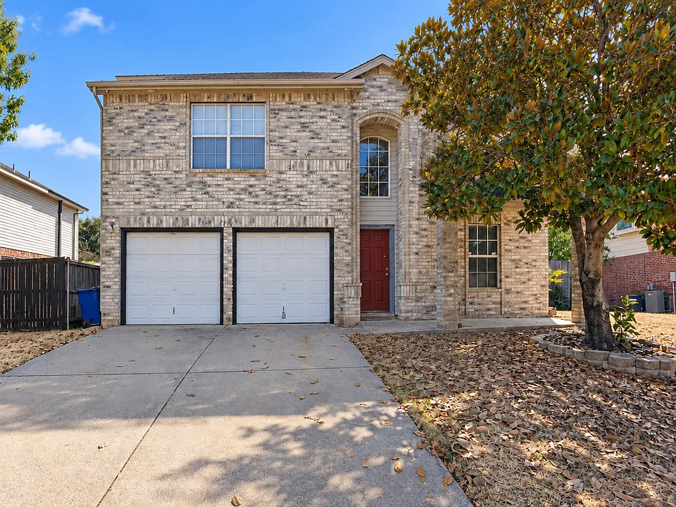 2908 Hollis Dr