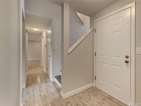 3rd image of 2929 210th St SW