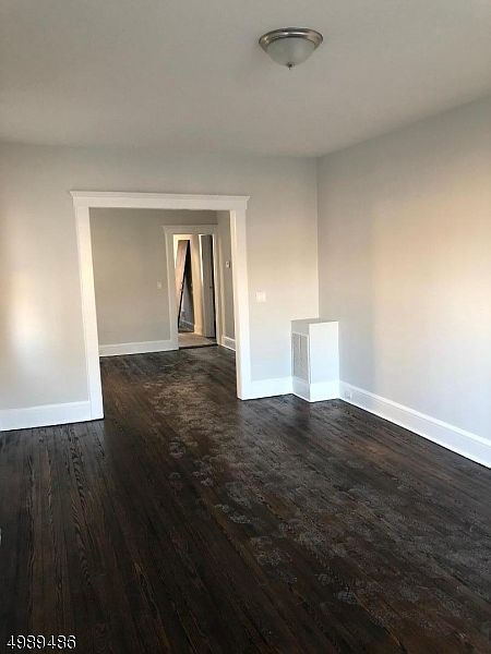 2nd image of 407 Washington Ave