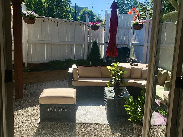 339 S Dunn St — Photo 17