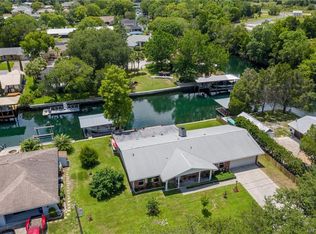 1004 SE 5th Ave, Crystal River, FL 34429