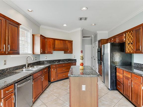 4th image of 3629 Lake Kristin Dr