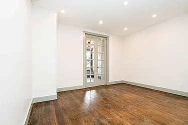 Rented by SCOUTBK.COM