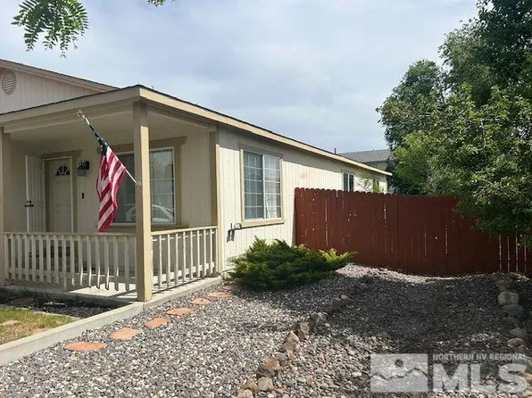 17616 Grand Valley Ct, Reno, NV 89508